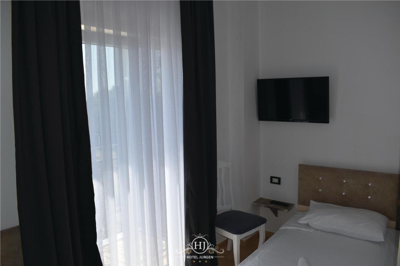 Hotel Jurgen Lezha Kültér fotó