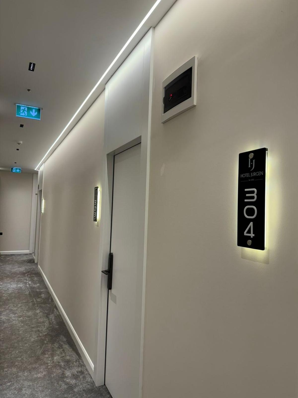 Hotel Jurgen Lezha Kültér fotó