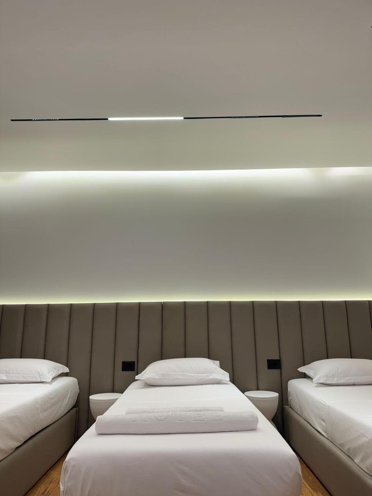 Hotel Jurgen Lezha Kültér fotó